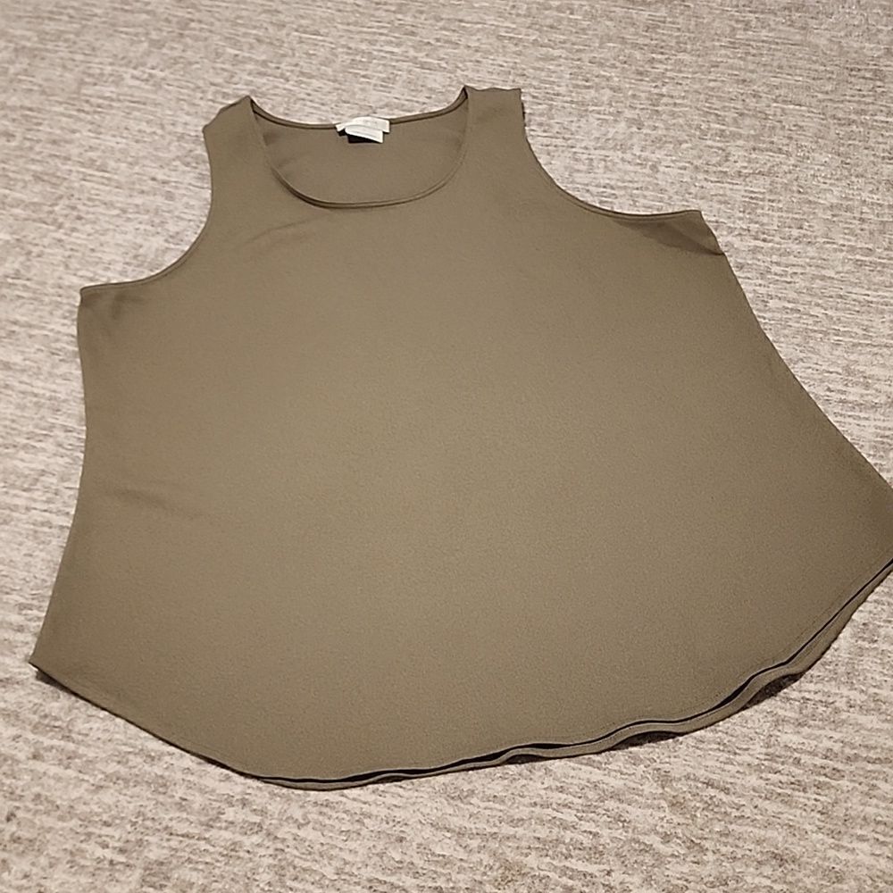 Van Heusen- tank 